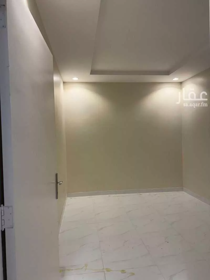 شقة 3 غرف في السعادة 4