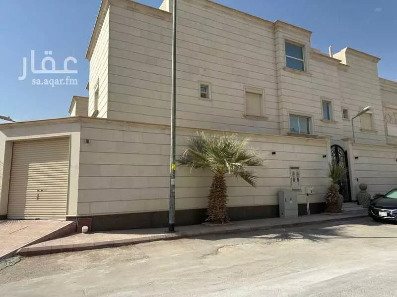 فيلا 8 غرف في الملقا 1