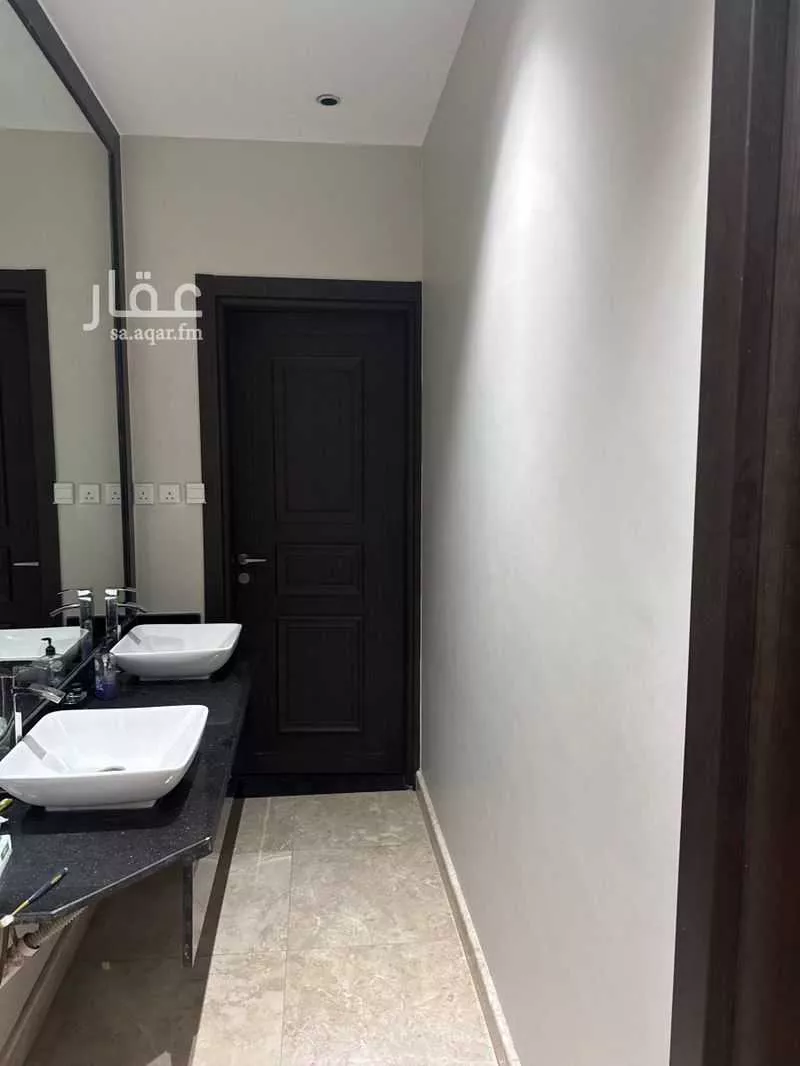 فيلا 6 غرف في النرجس 3