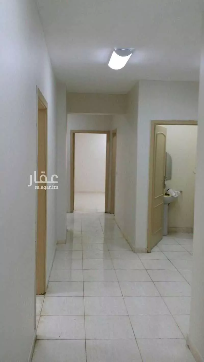 354 sqm office in Al Khalidiyah Ash Shamaliyah 2