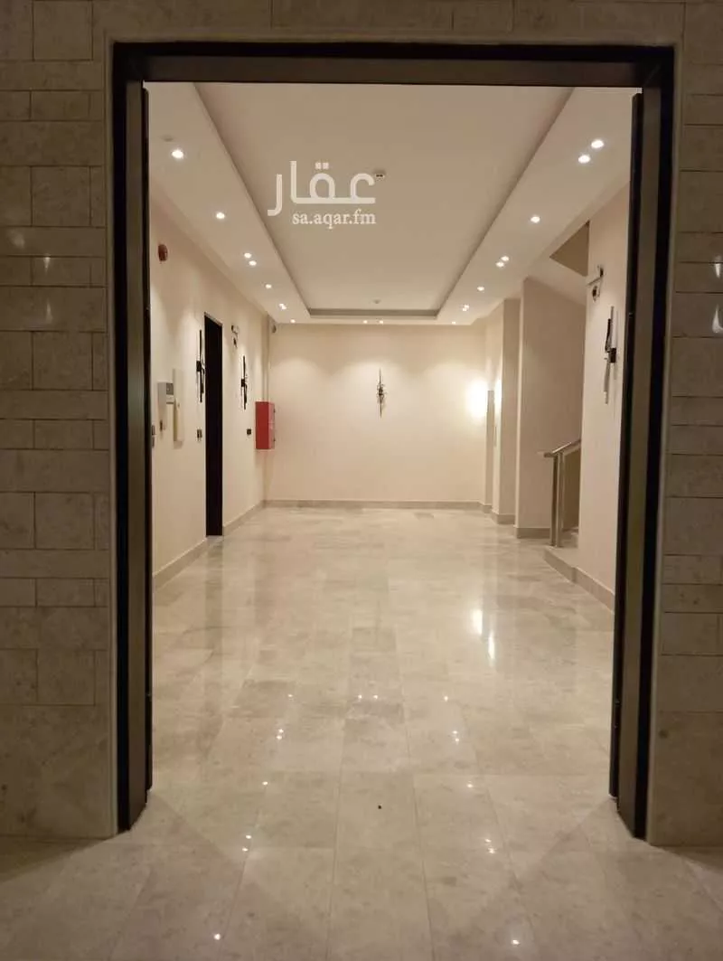 4 bedroom building in Dhahrat Laban, Riyadh 10
