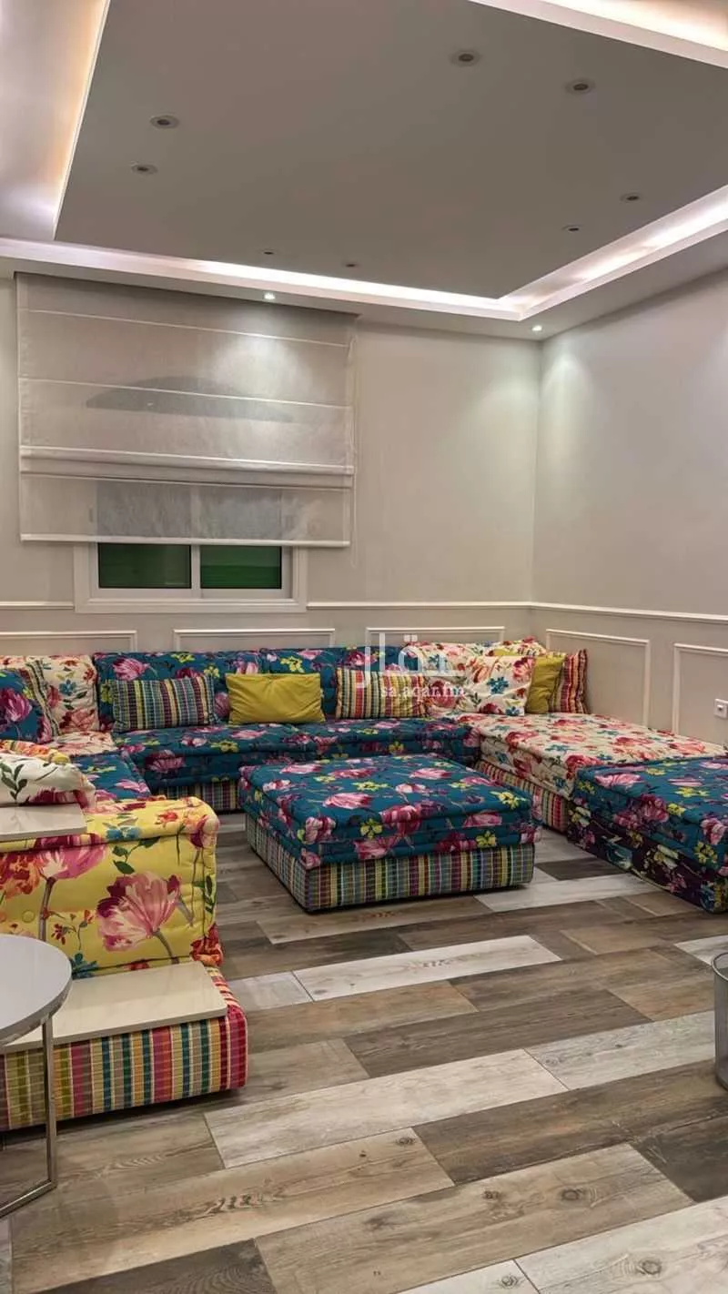 4 bedroom villa in Al Wahah, Riyadh 7