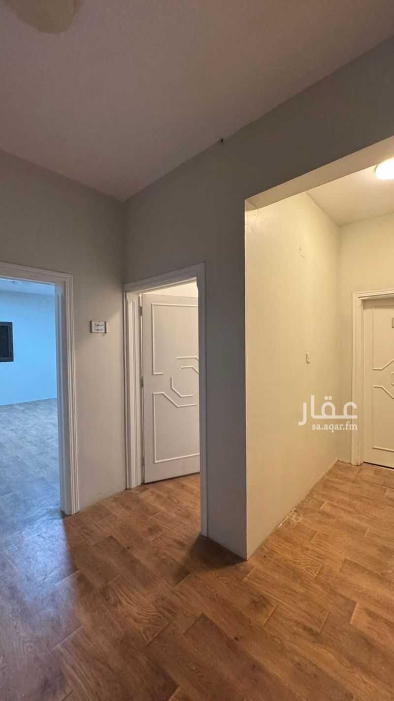 3 bedroom office in Al Wahah, Riyadh 7