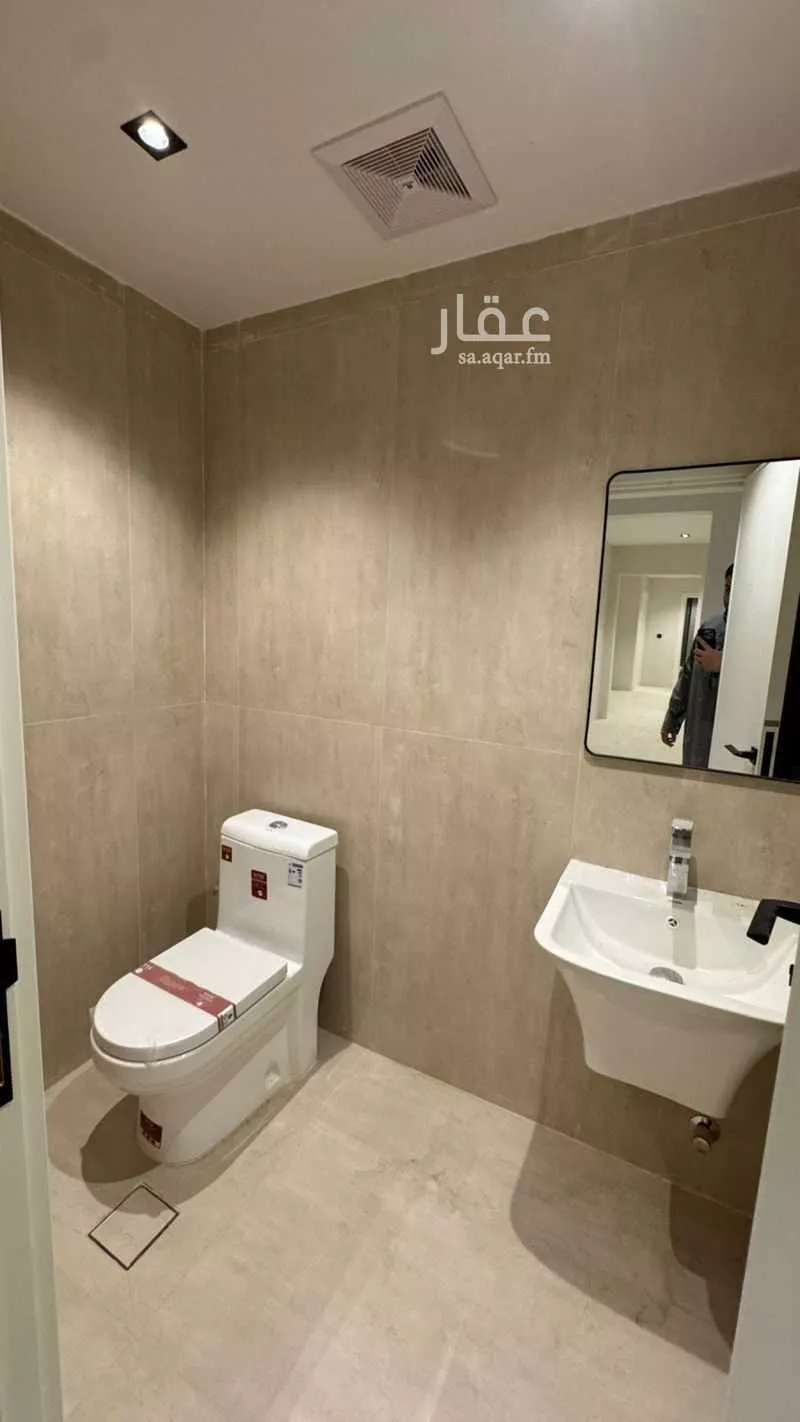 2 bedroom apartment in Al Wahah, Riyadh 6