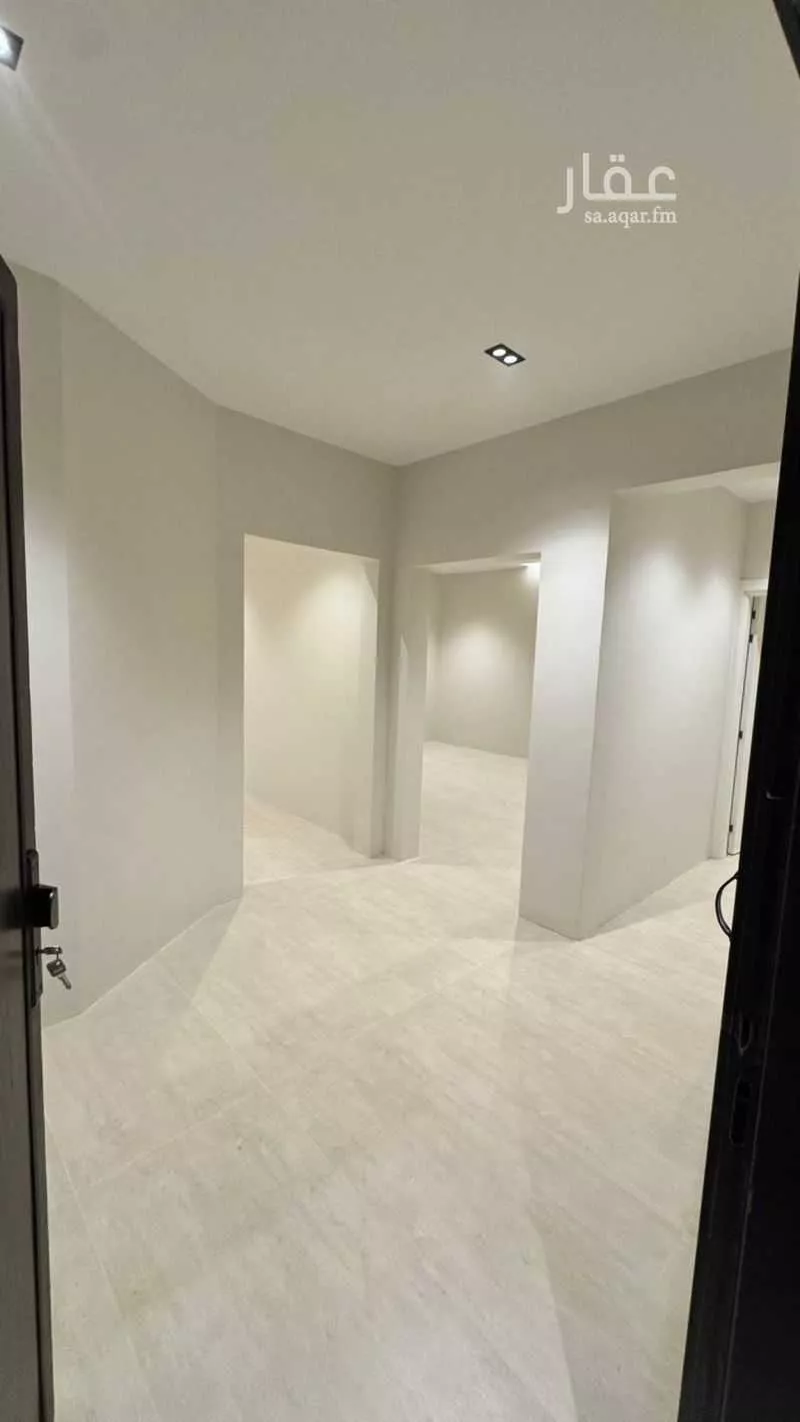 4 bedroom apartment in Al Wahah, Riyadh 7