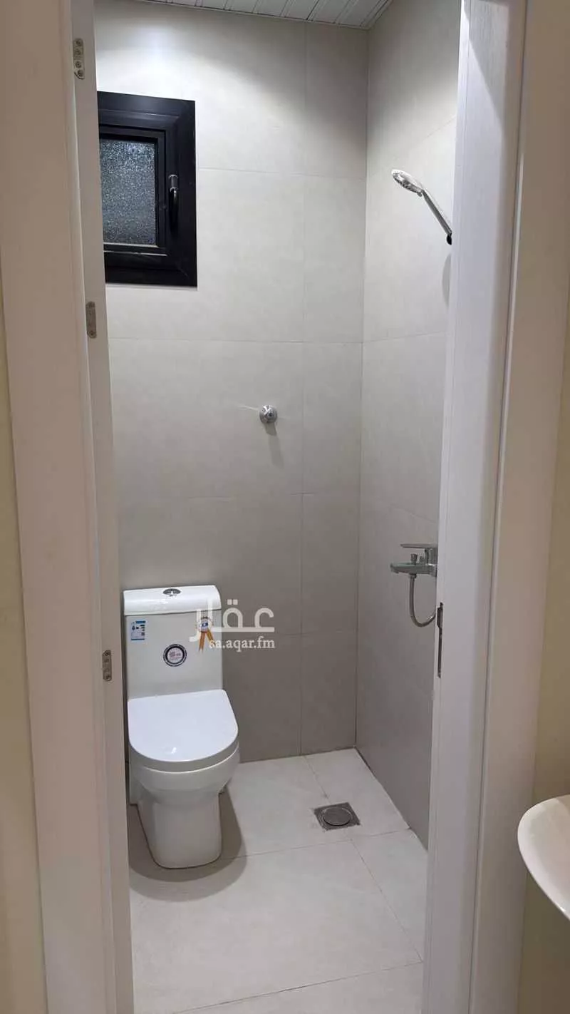 دور 4 غرف في المربع 1