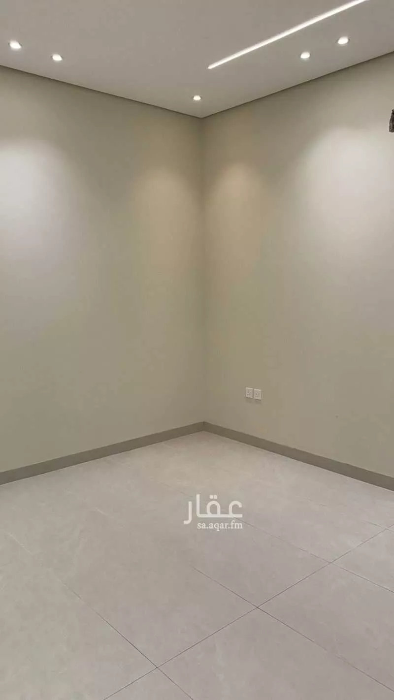 دور 4 غرف في المربع 4