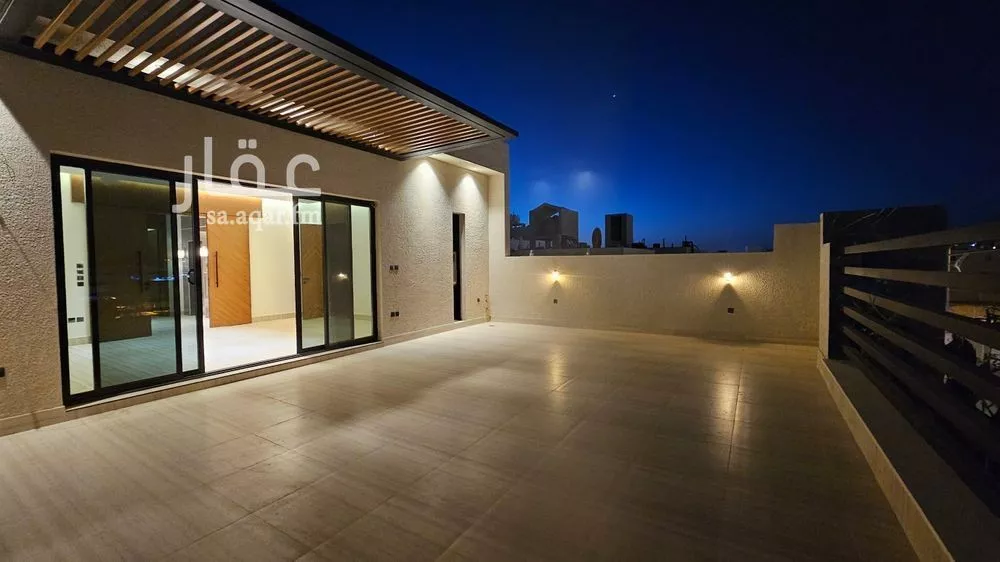 فيلا 5 غرف في العارض 2