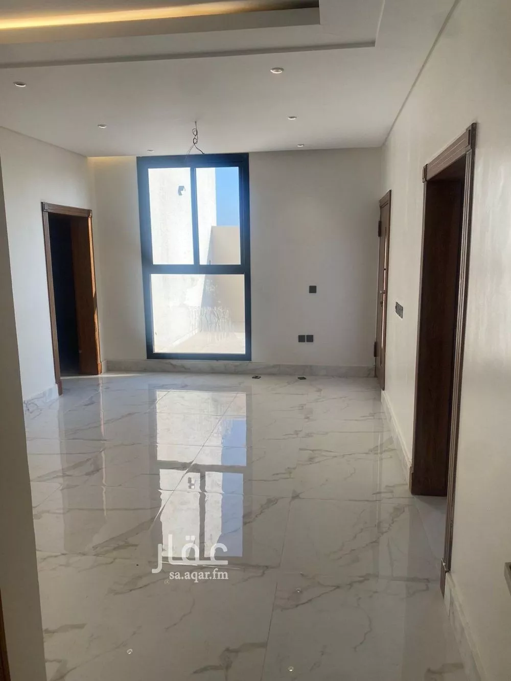 دور 3 غرف في العارض