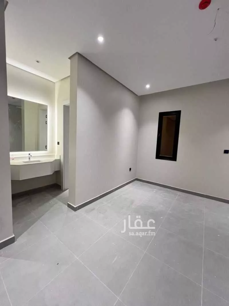 شقة 4 غرف في البحر 1