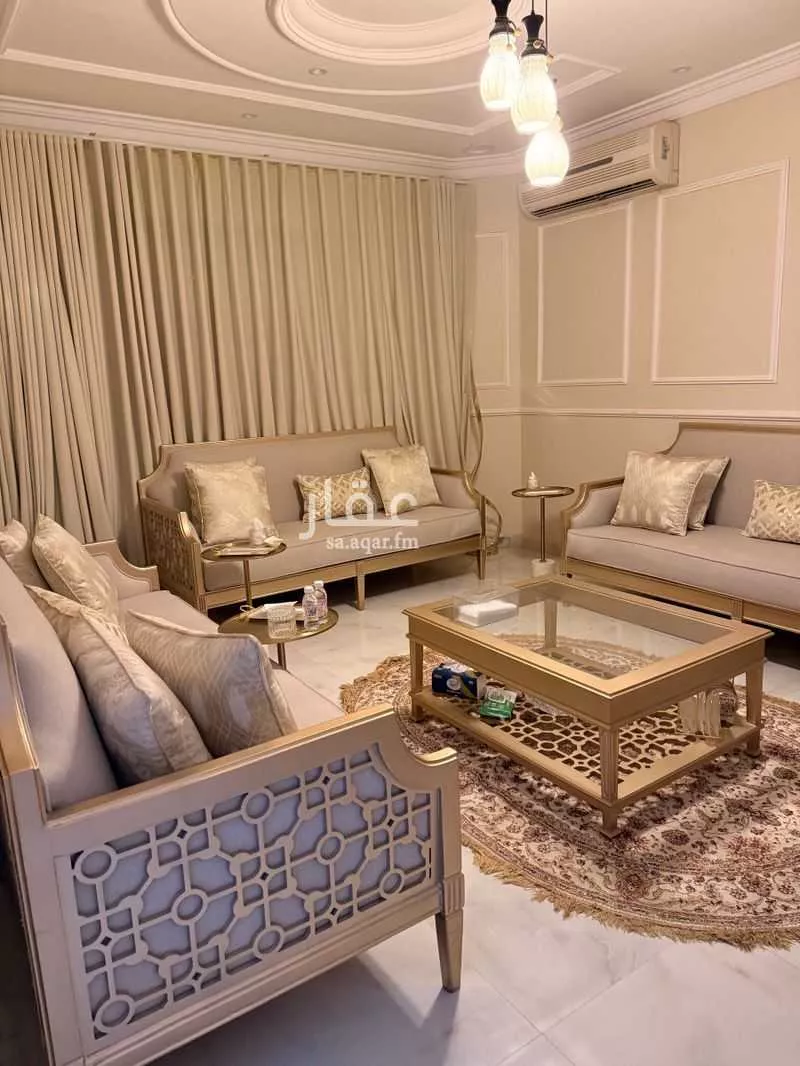 4 bedroom apartment in Ishbiliyah, Riyadh 5