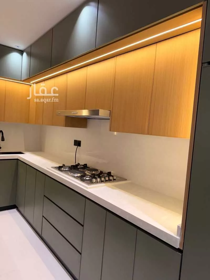 4 bedroom apartment in Ishbiliyah, Riyadh 7