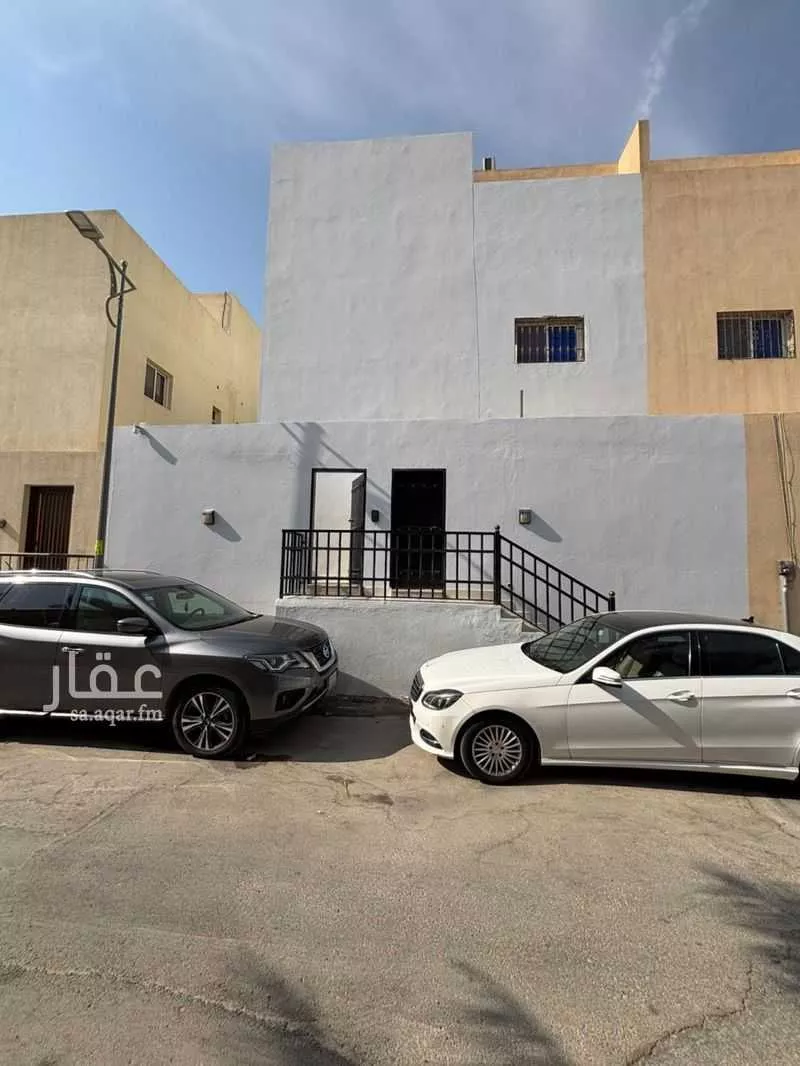 فيلا 9 غرف في الوادي 3