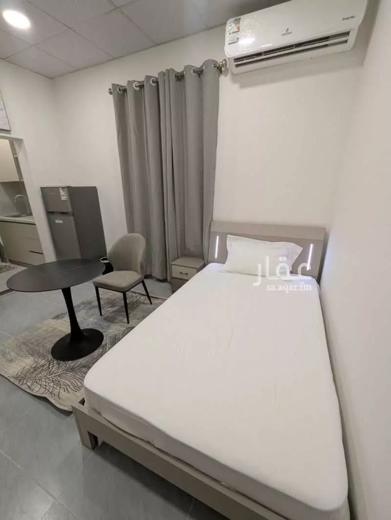 عمارة 1367 م² في جرير 2