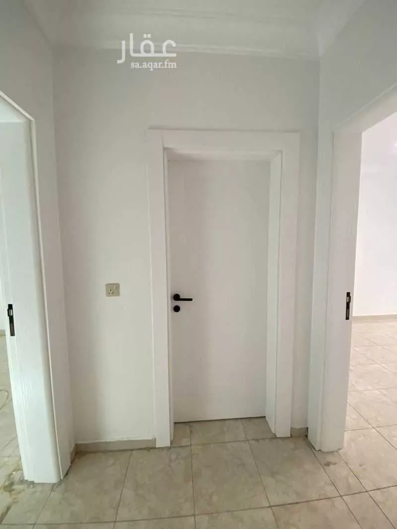 3 bedroom floor in Al Munsiyah 5