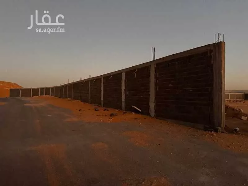 أرض 6736 م² في أحد 5