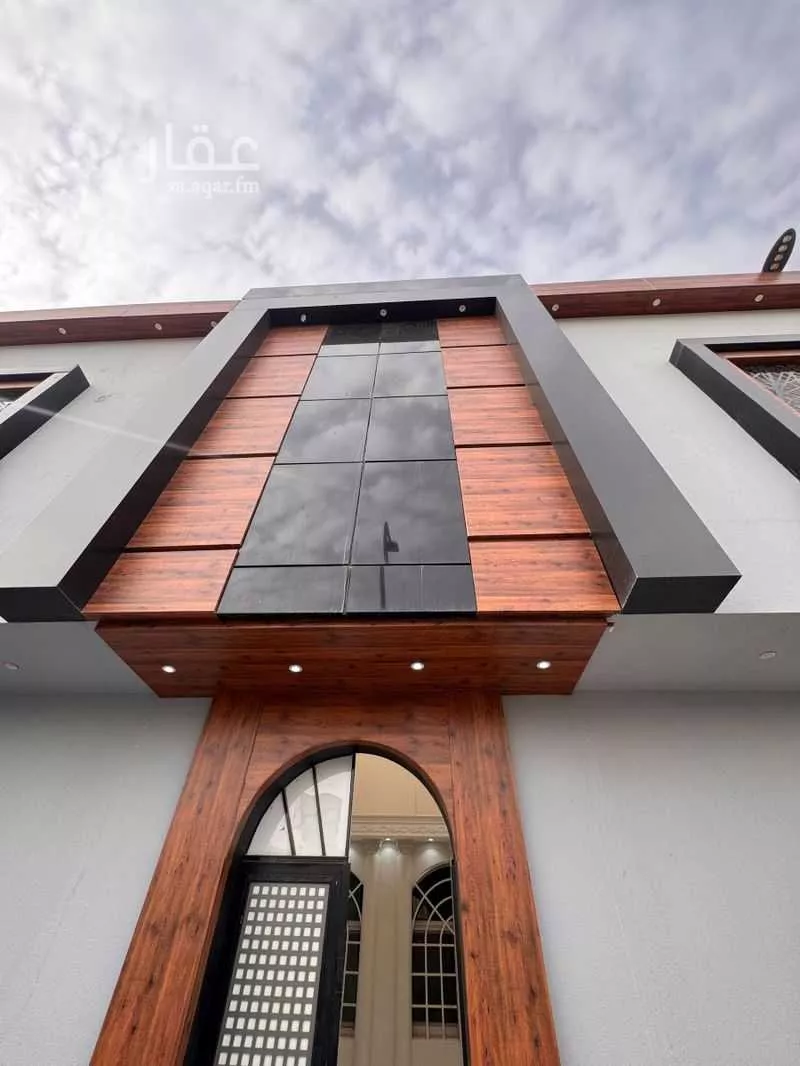 3 bedroom villa in Al Nakheel, Riyadh 6