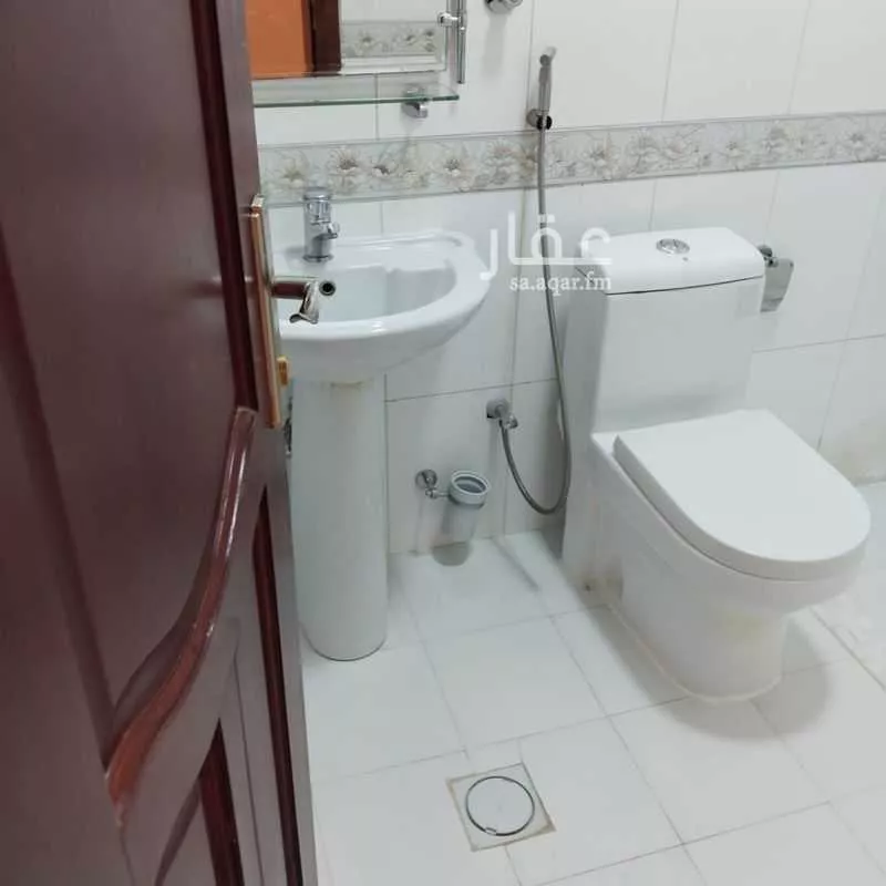 4 bedroom apartment in Al Nakheel, Riyadh 8