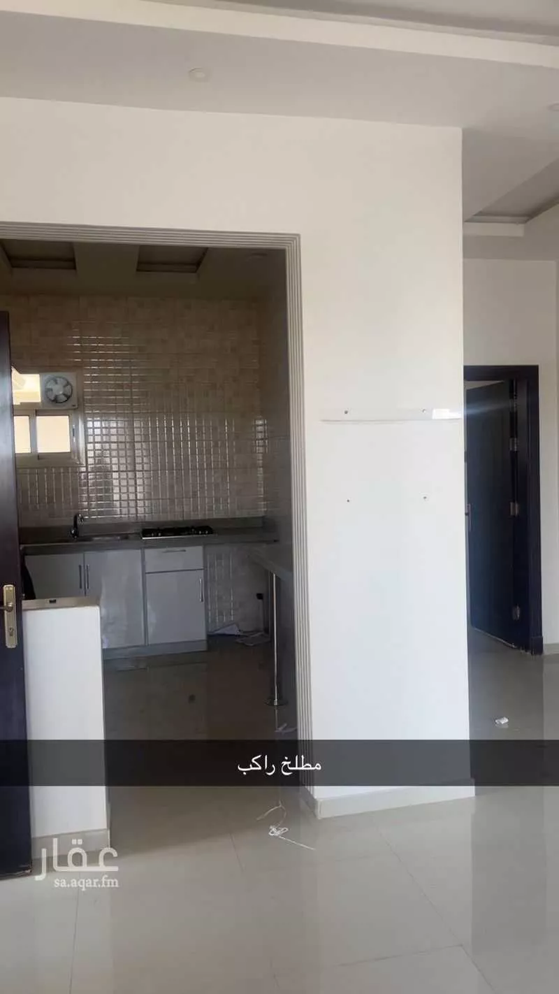 دور 3 غرف في عرقة 4