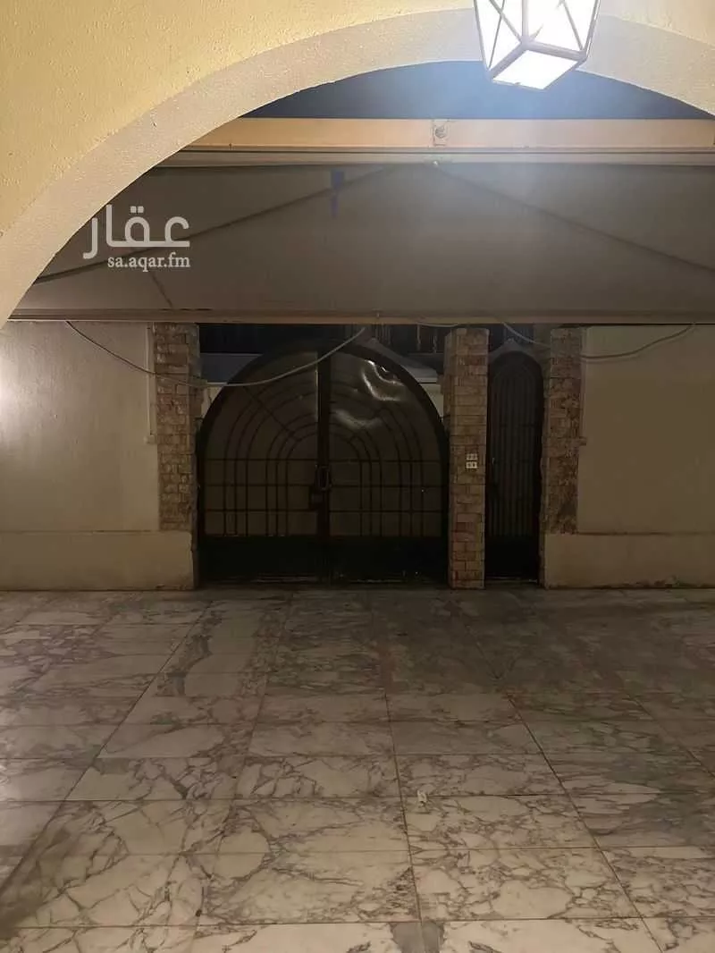 فيلا 8 غرف في الروضة 4