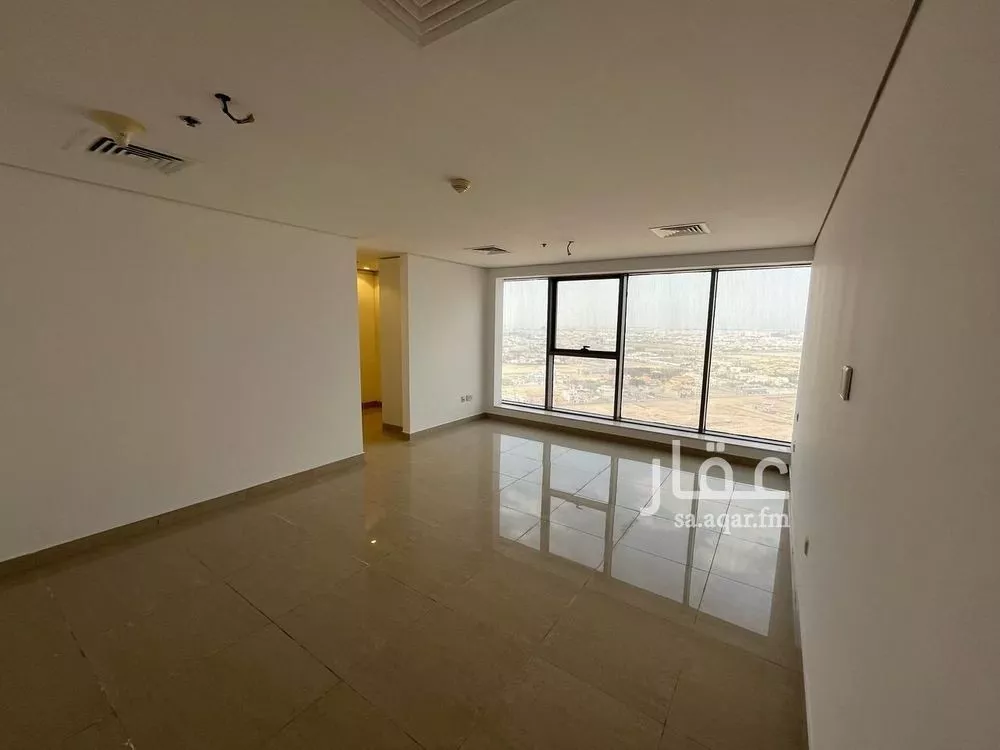 2 bedroom apartment in Al Shati, Jeddah 10