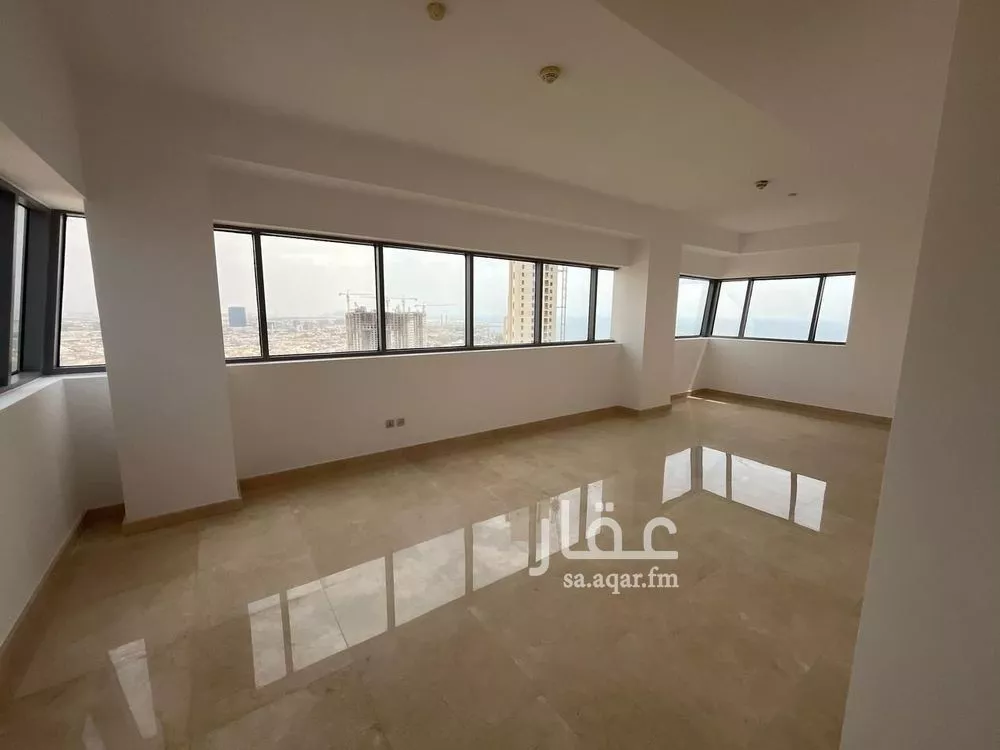 2 bedroom apartment in Al Shati, Jeddah 17