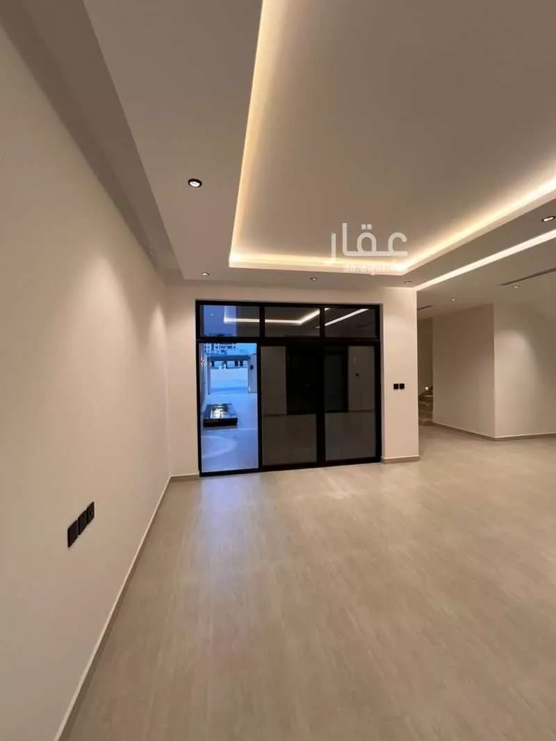 فيلا 9 غرف في الشعلة 4