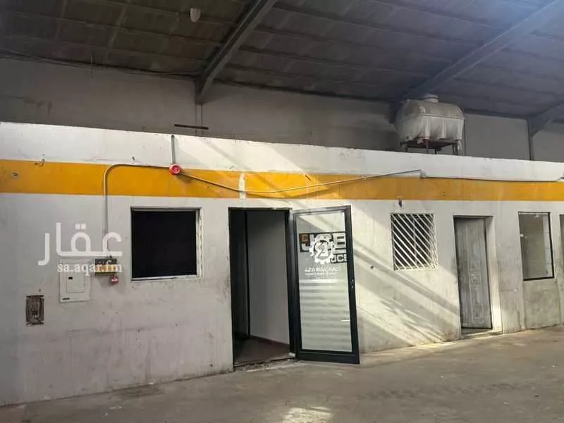 مستودع 875 م² في السلي 2