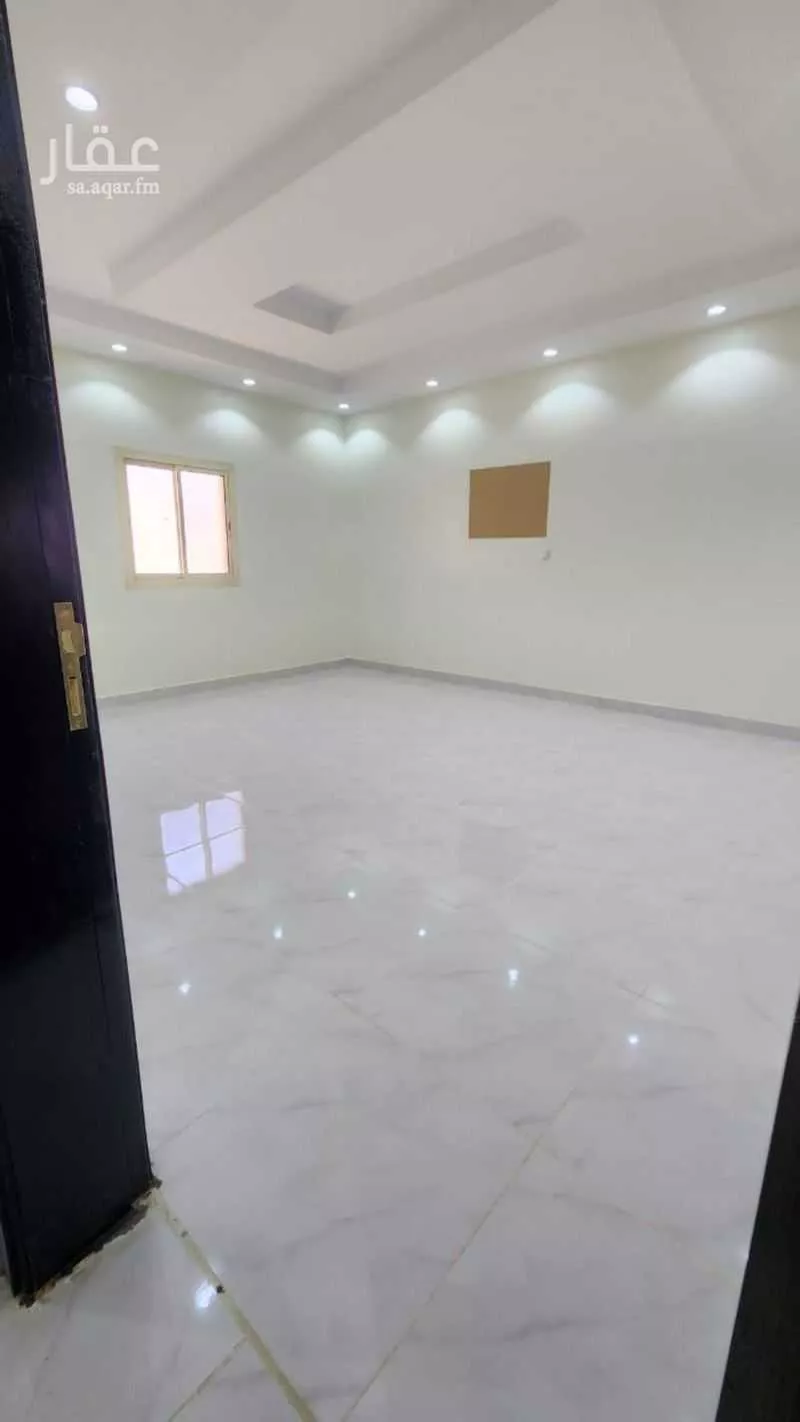 5 bedroom apartment in King Fahd, Madinah 4