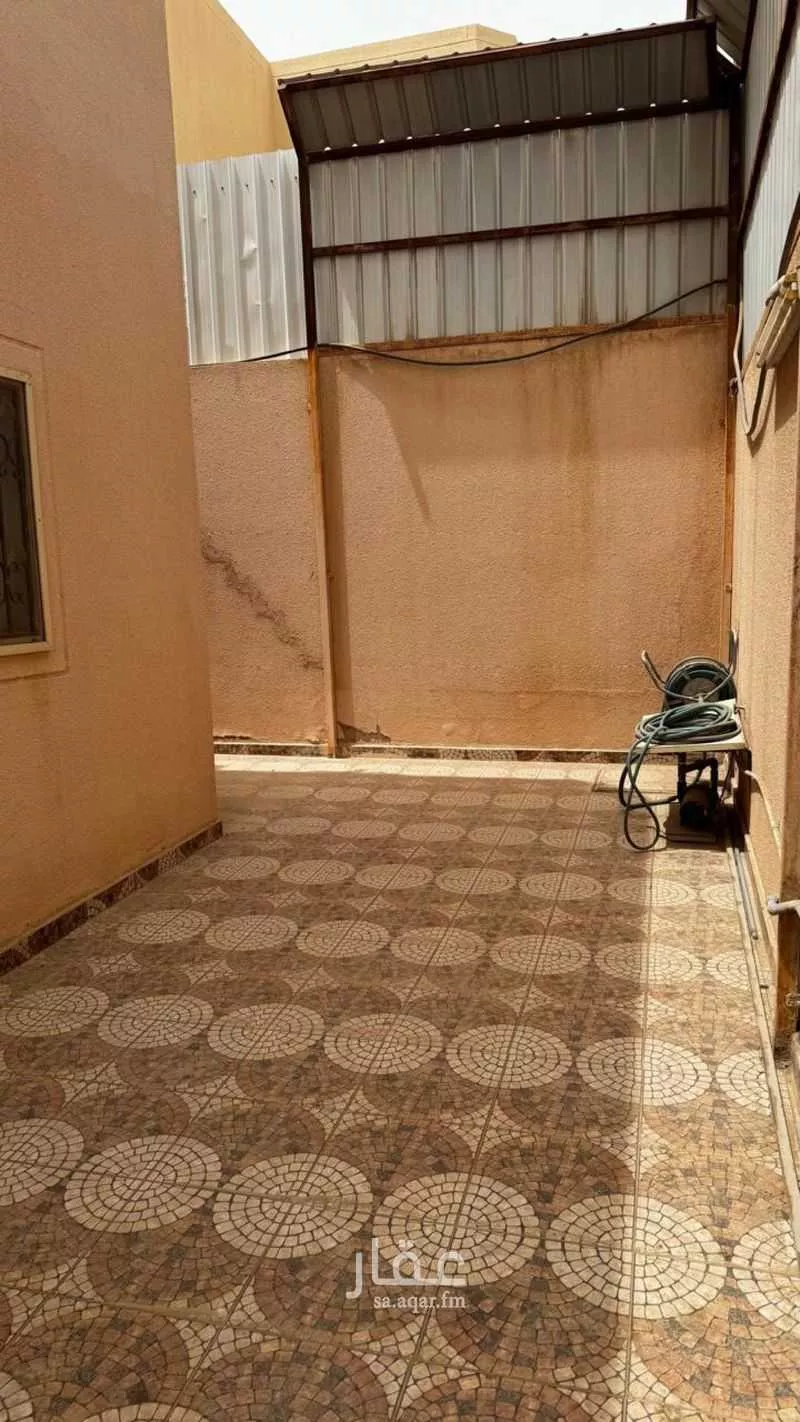 فيلا 6 غرف في ظهرة البديعة 5