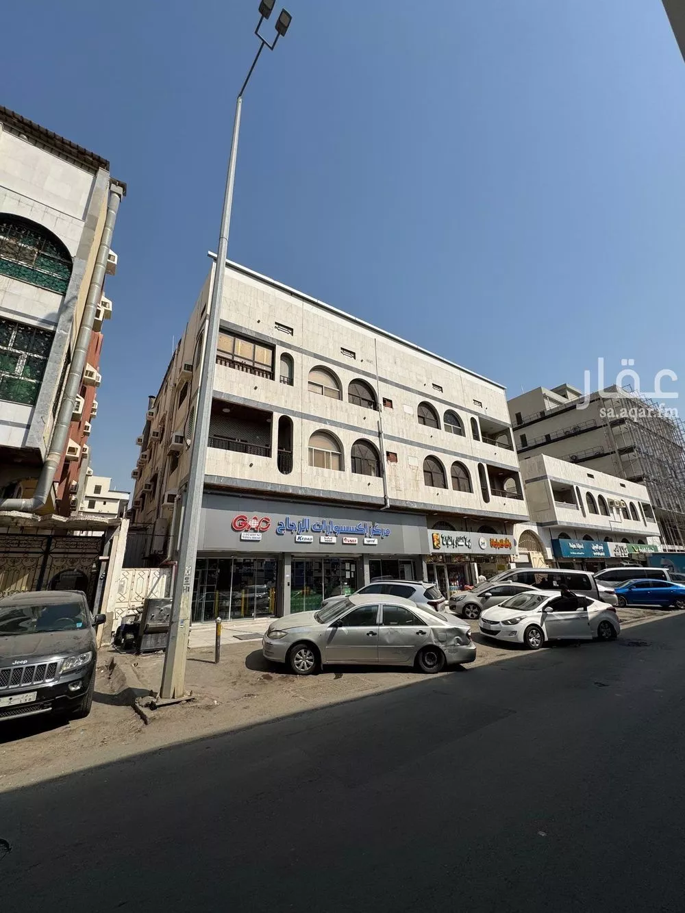 عمارة 780 م² في المروة 1