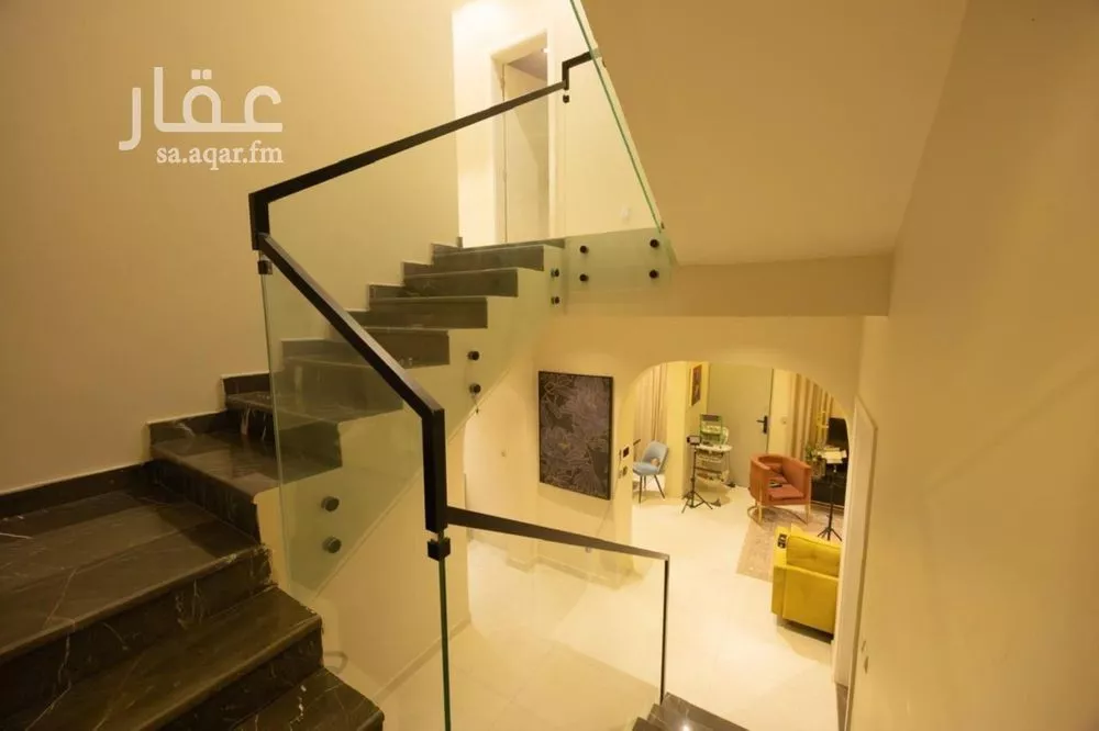 فيلا 4 غرف في النرجس 3