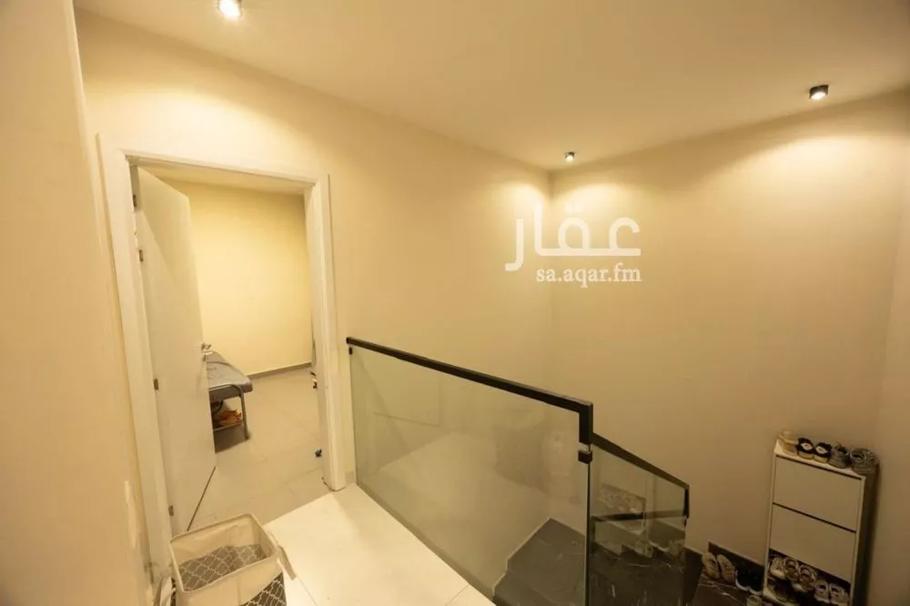 فيلا 4 غرف في النرجس 4