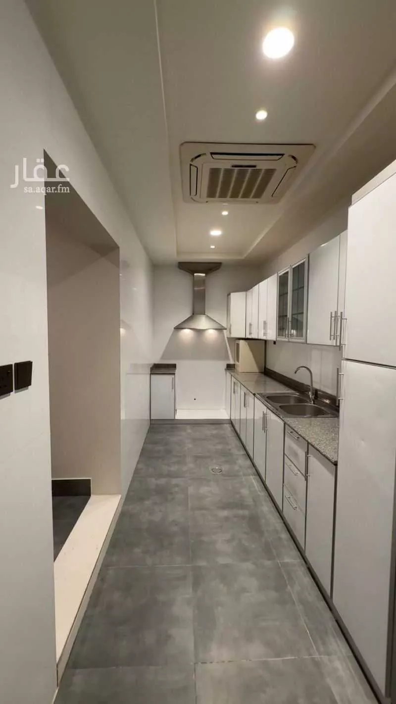 8 bedroom villa in Al Jazirah, Riyadh 22