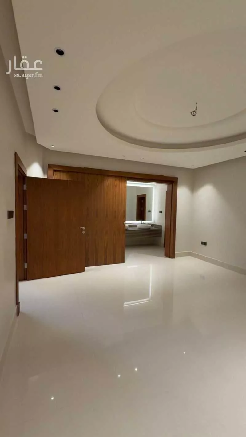 8 bedroom villa in Al Jazirah, Riyadh 15