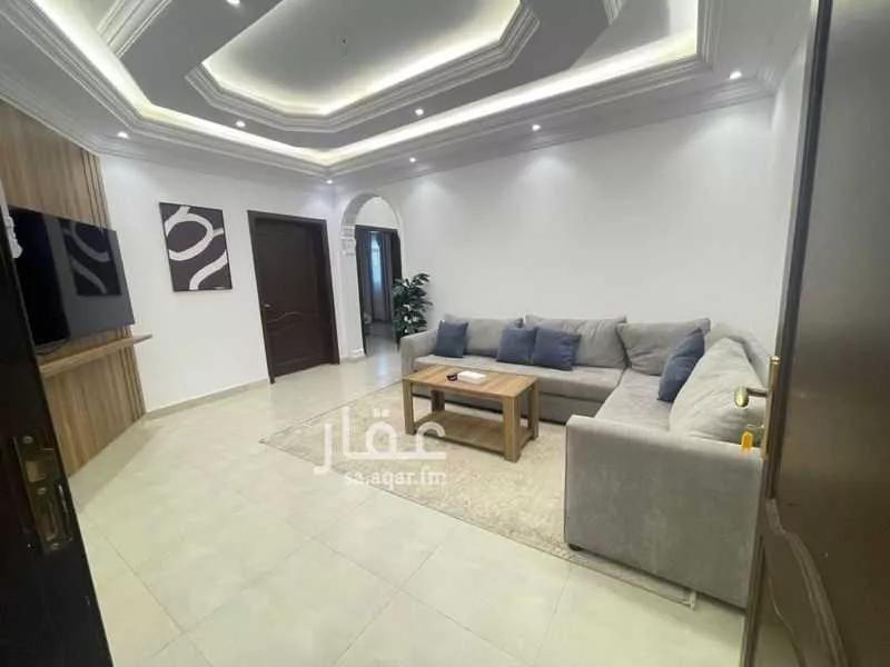 عمارة 683 م² في الاجاويد 4