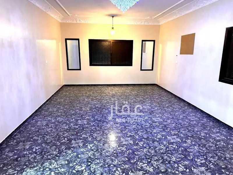 شقة 6 غرف في الصفا 3