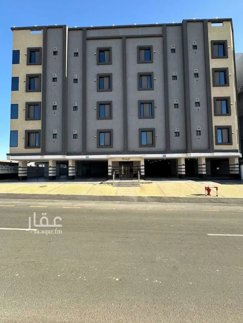 شقة 5 غرف في طيبة 5