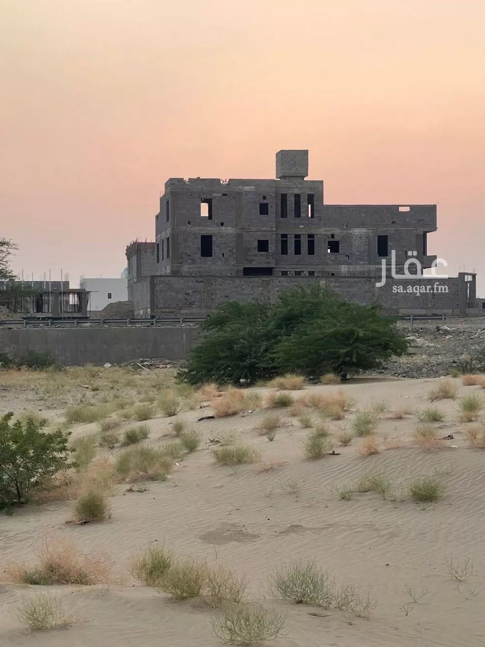 أرض 600 م² في العكيشية