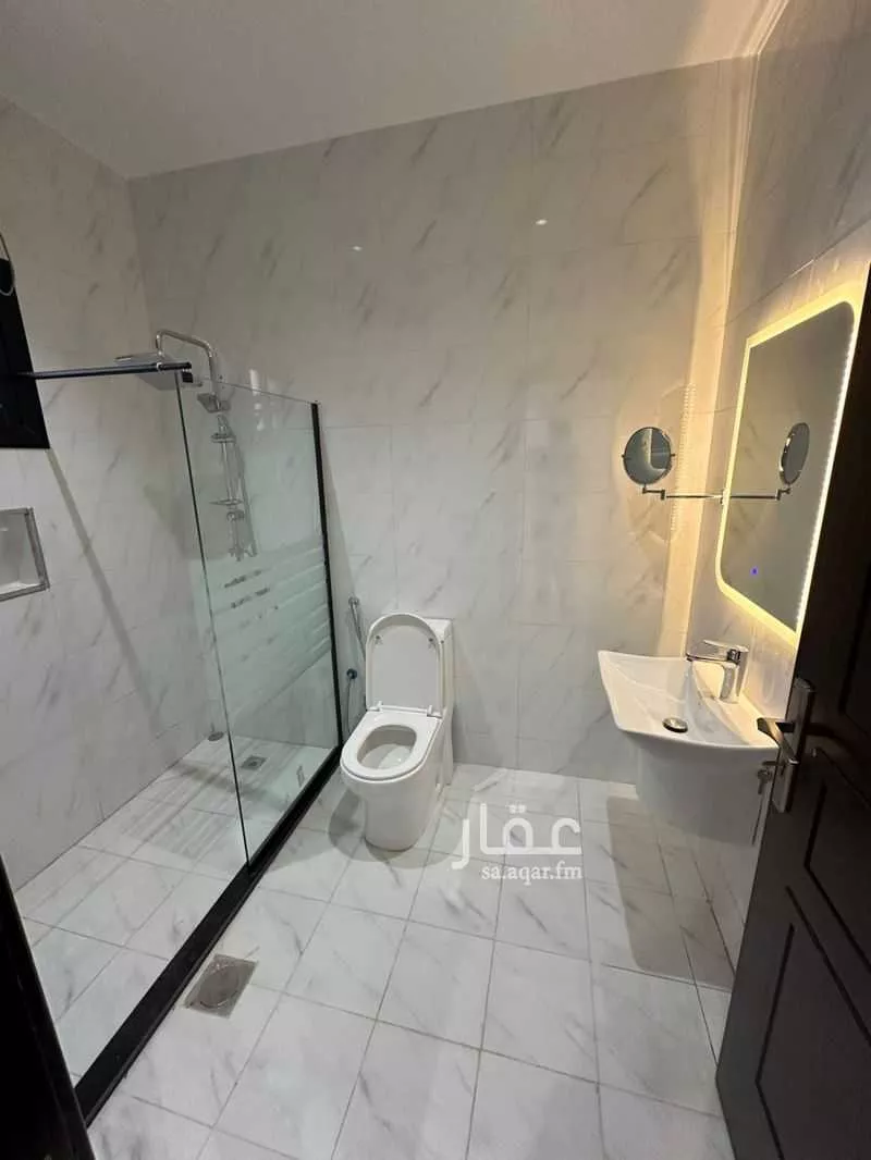 شقة 5 غرف في طيبة 4