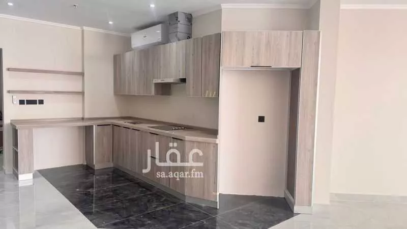 4 bedroom apartment in Al Shati, Jeddah 4