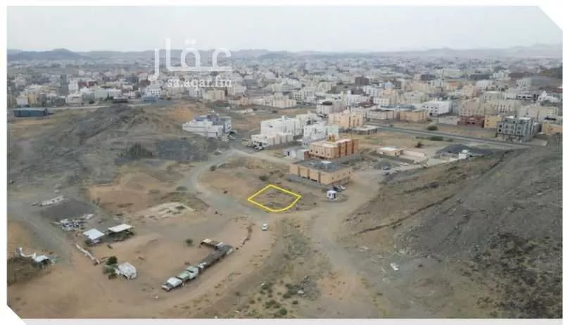 أرض 580 م² في الملك فهد 2