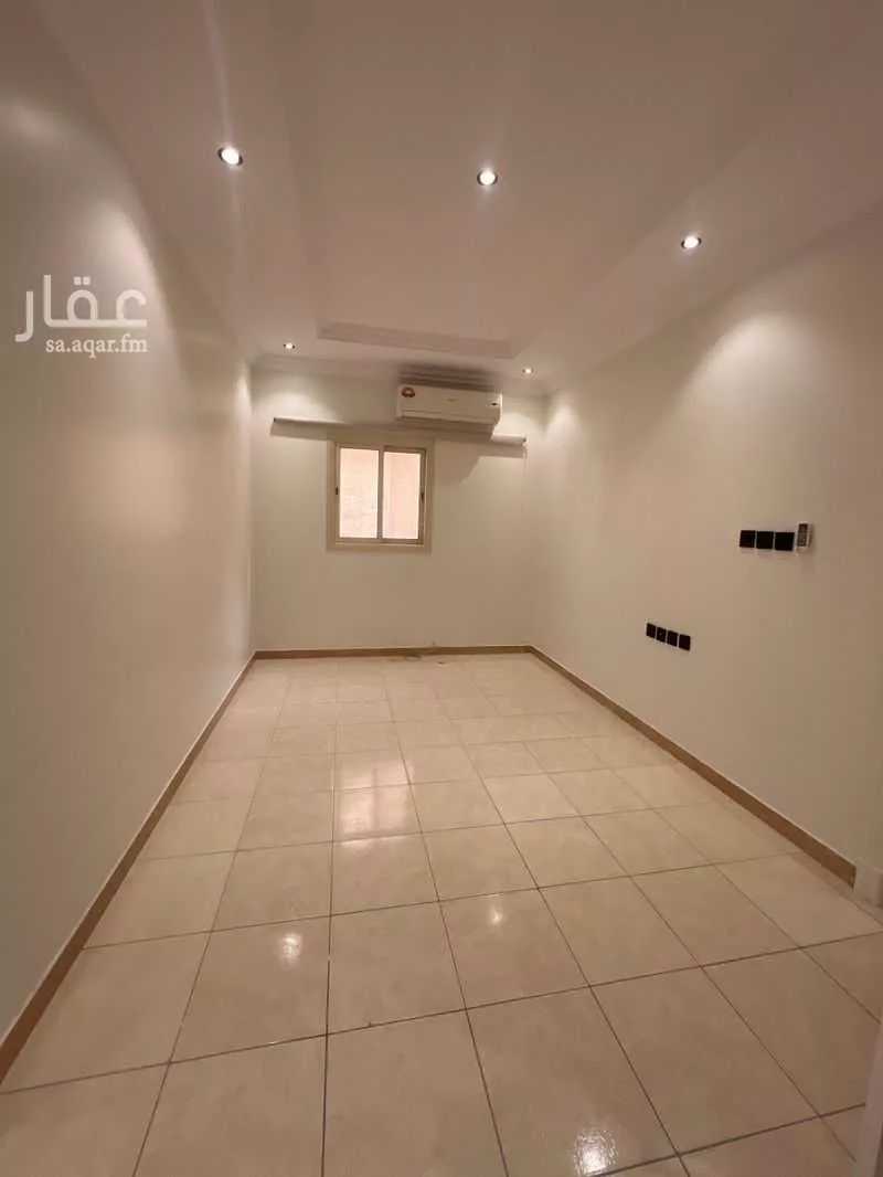 شقة 3 غرف في الملقا 4