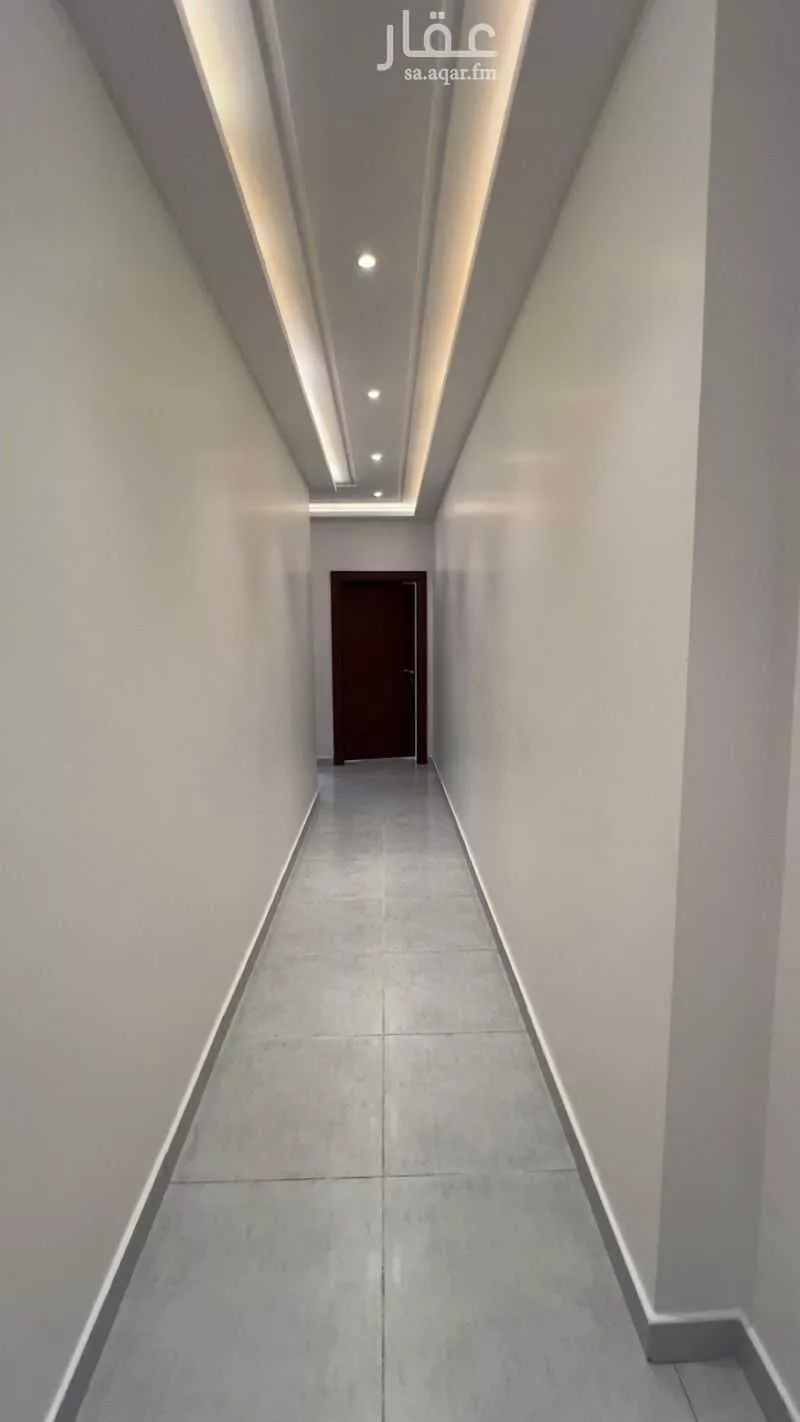 شقة 5 غرف في الواحة 5