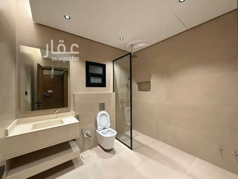 فيلا 5 غرف في النرجس 4