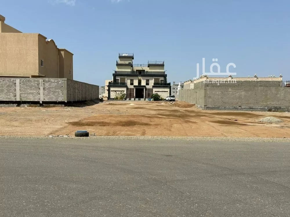 أرض 900 م² في الصوارى 1