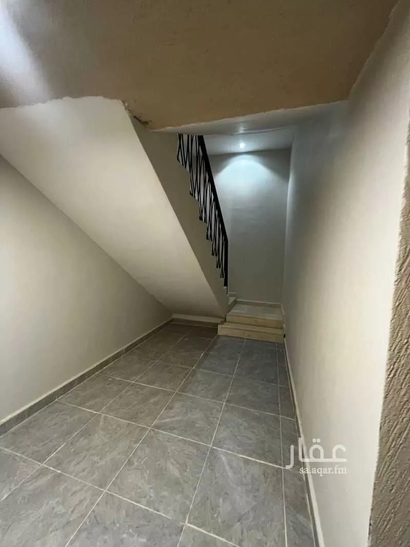 5 bedroom apartment in Al Janadriyah 5