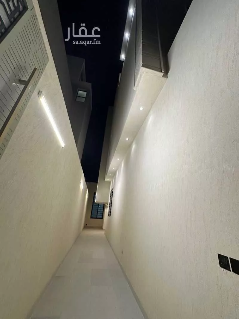 فيلا 6 غرف في الجنادرية 3