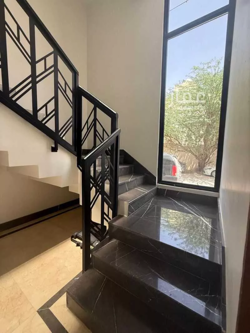 دور 4 غرف في الملك فهد 2