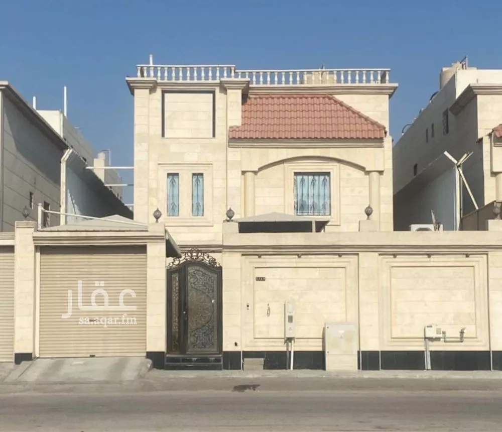 فيلا 8 غرف في الأمل